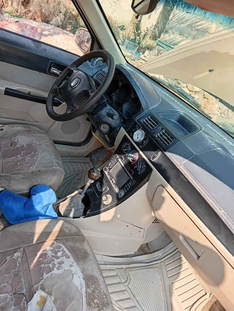 سلام عليكم سياره موديل ٢٠٠٩ رقم نكليزي مكينه كير جدد بسمي تحويل ثاني يوم السعر ٢٢وبيه مجال حك الجيه مكاني مشخاب ناحية القادسية  *********** متواجد بالفيس
