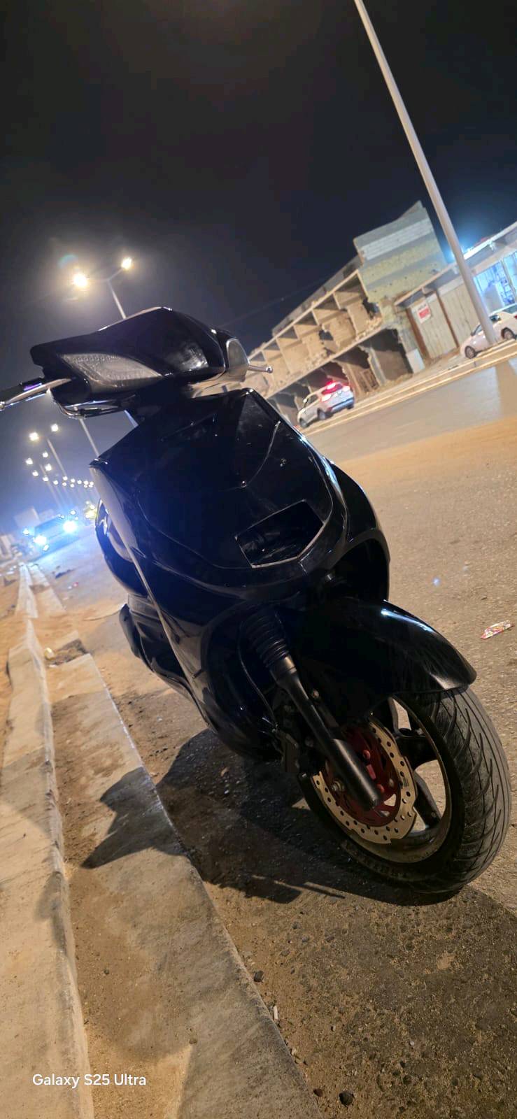 دراجة سكنس مزوده محرك رياضي وكلجات السعر 850وبيها مجال رقمي***********