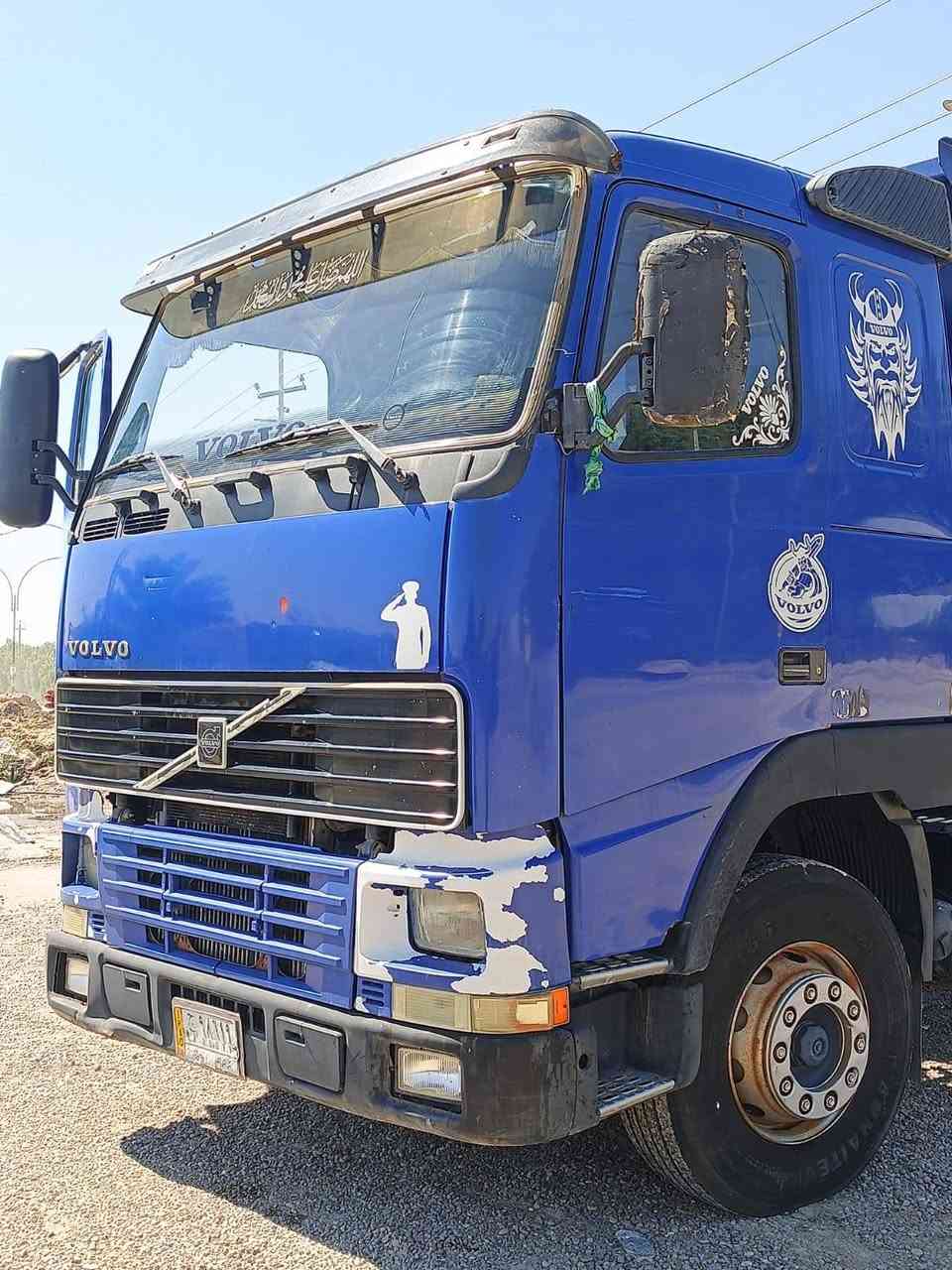 السلام عليكم فالفو للبيع موديل2000مكفوله شاصي وقماره***********
