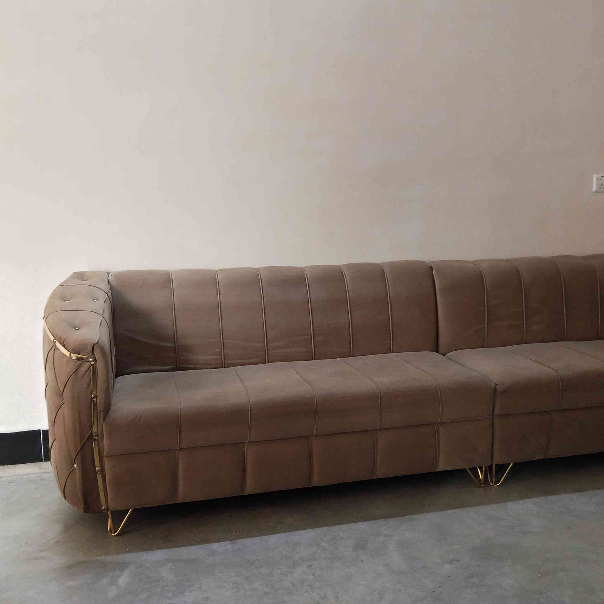 ديوان 7 متر سعر 175 الشراي يتصل مكلف بنشر ***********
