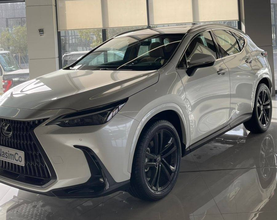 لكزس  NX 350 Turbo مو هايبرد توربو فقط موديل 2024 سيارة زيرو مرقمة ورقم سليمانية ضمان شركة ساس3 سنوات سيرفس بلاش سنوية جديدة تحويل يوم الثاني

💎 ســعــر ✅ ::  الــرد تلقائي📮

المواصفات
محرك 2.4 L توربو
كير اوتوماتيك
دفع رباعي AWD
بصمة تشغيل وبصمة ابواب
شاشة وسطية كبيرة
كاميرا خلفية
حساسات امامية وخلفية
رادار
مثبت سرعة راداري
تحذير مغادرة المسار
نقطة عمياء
فرامل طوارئ
مقاعد جلد
مقاعد كهرباء
تبريد وتدفئة مقاعد
تكييف اوتوماتيك
ستيرن مالتي فنكشن
اضاءة LED
جنطات المنيوم

بدون اي صبغ
بدون اي شخط
مكفولة بكل شي

رقم صاحب السيارة
***********
