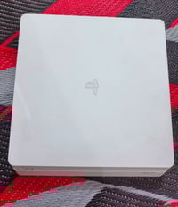 بلي فور • ٥٠٠جيجا • مكفول