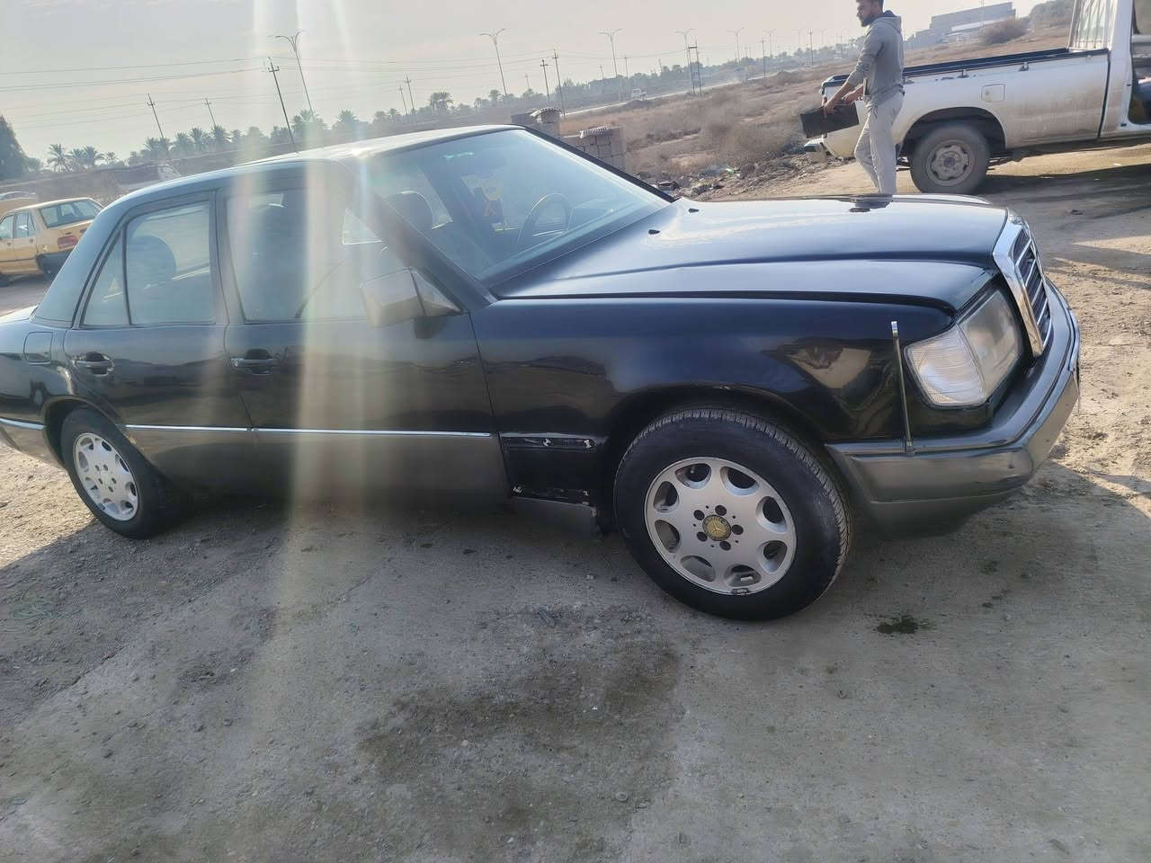 السلام عليكم
مارسدس للبيع
موديل ٨٩
كير ومحرك بطه شرط قبل شهرين مشدود
صبق جماليه بدون اي ضربه
سياره جاهزه خير من الله مال جناي
السعر 55 ومجال بصيط
رقم صاحب السيارة
***********
