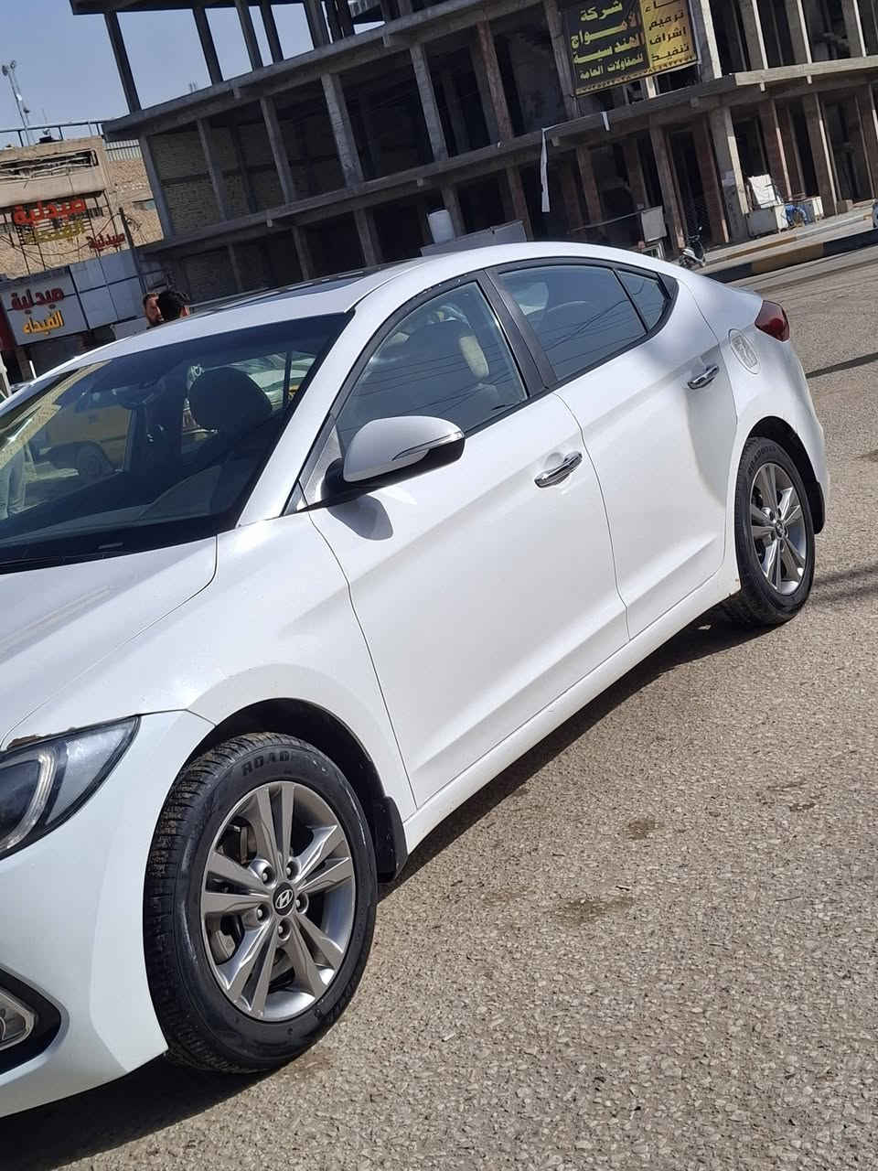 الانتر 17للبيع سياره ماشيه 300فول موصفات فتحه سقف تبريد قطعتين داخل صاج يدات نيكل تحكم استيرن حساسات خلفي ماعده البصمه حادث كما موضح بصوره تبديل ماكو تخم تاير جديد كير مكينه نضيفات السعر ع رقم ***********واتساب موجود
