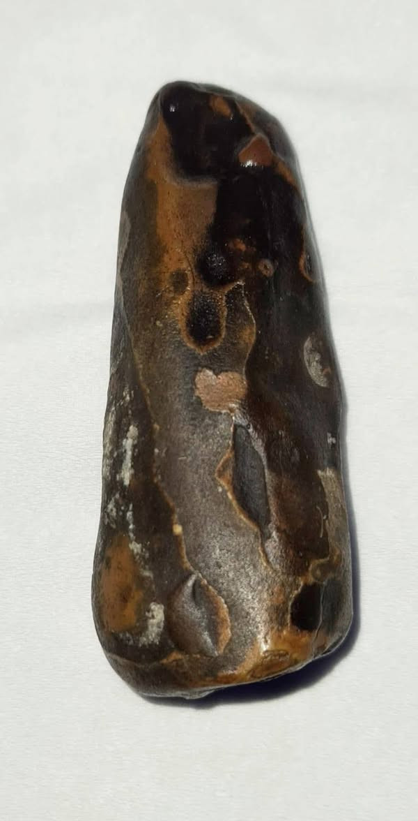 للتواصل واتساب ***********
