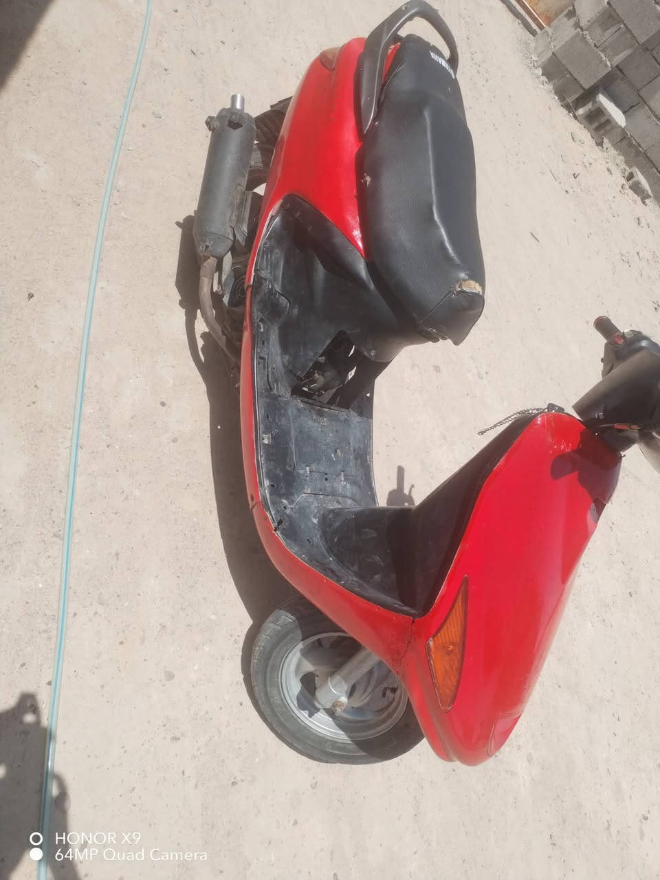 سلام عليكم دراجه فراشة نثيه للبيع او مراوس بدراجه ماكس عدله ونطي فرق مجفته بس كلجات توها كهربايات كلهن يشتغلن كزوزFMرياضي بس الكابر يته عوزه تنضيف السعر250 وبيه مجال مكان خور الزبير الهاتف *********** شريح واتساب
