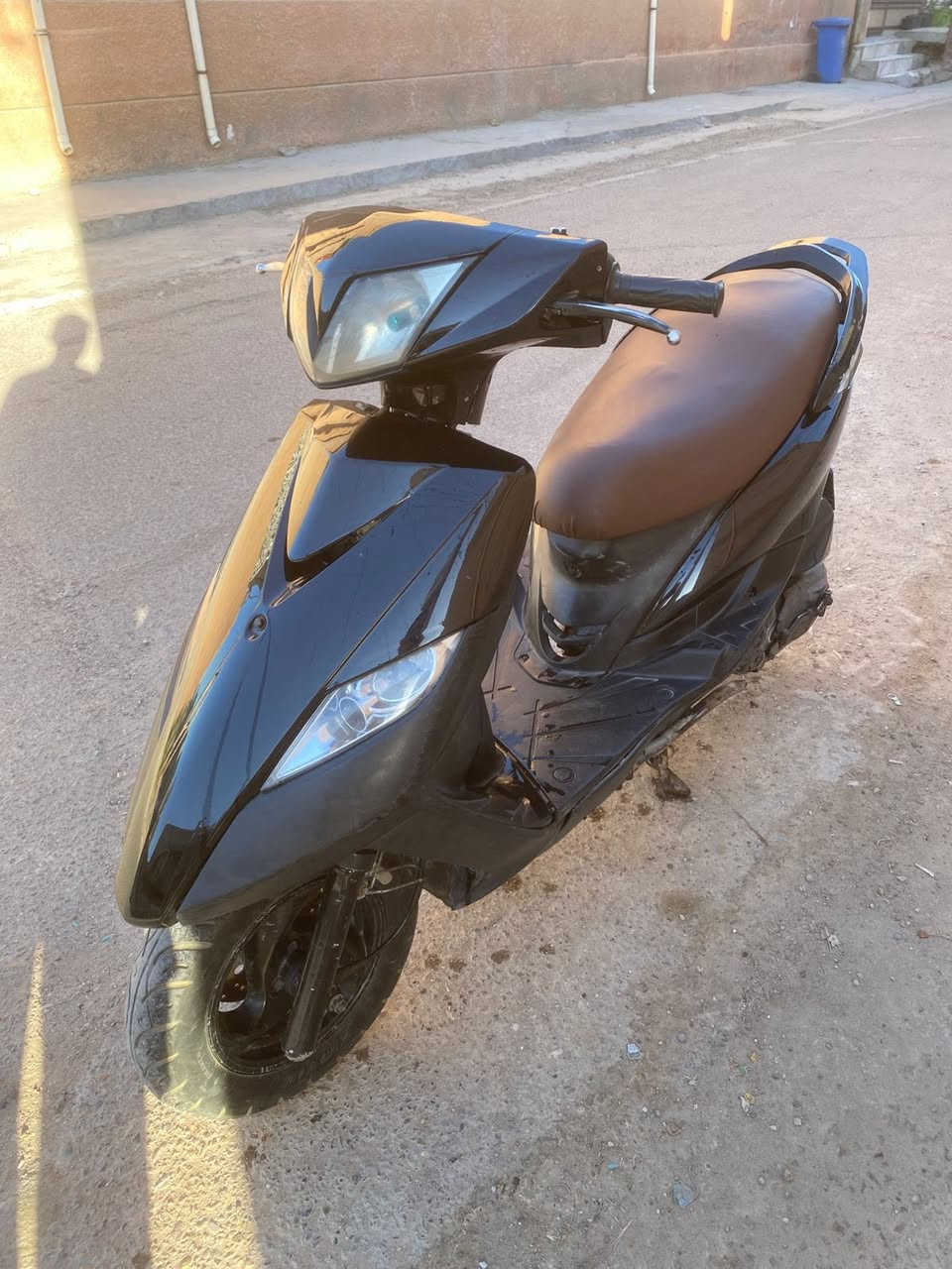 ماكس ثعلب ١٤٠ دراجه مكينه مكفول لاتنقص لاتبخير شلعه ومعدل تخبل نكره بكل وكت مكان الشعب للسعر ٤٠٠ 
***********
