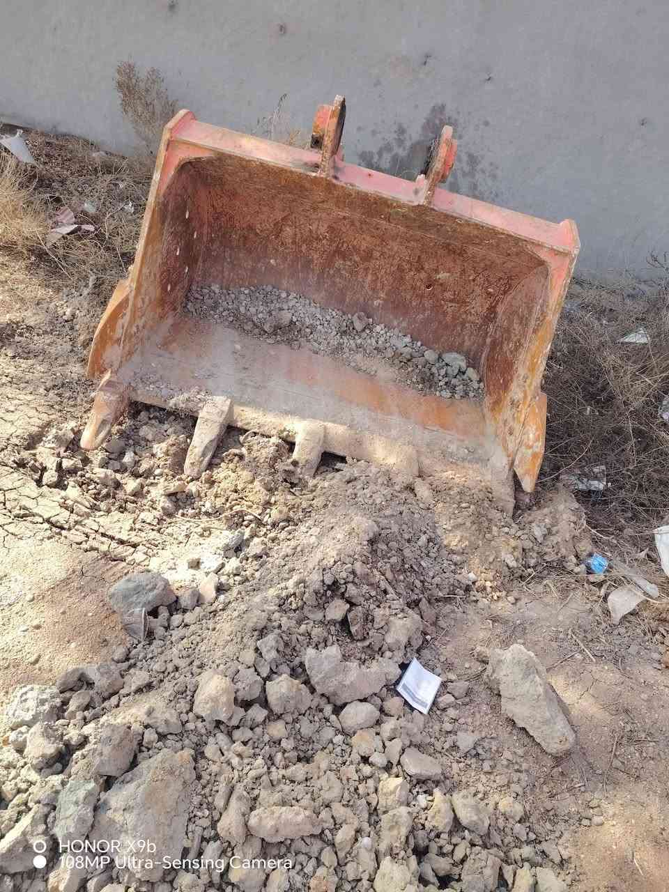 كيله للبيع بلادي مو عمل حجم
متر و 60 كيله فول جديده ***********
