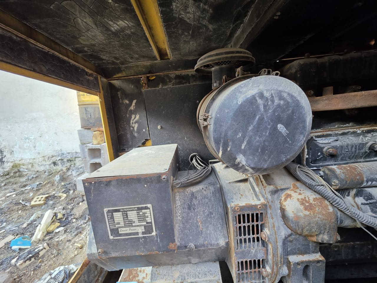 للبيع مولده بيركنز 35kv
شغاله فقط بي كازكيت كايم
سعره مليونين
***********
