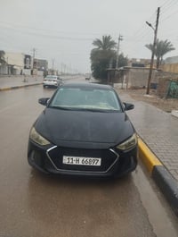 للبيع النترا 2018  وارد اميريكي السياره نص فول تدفىه بل كشنات وبل ستير...