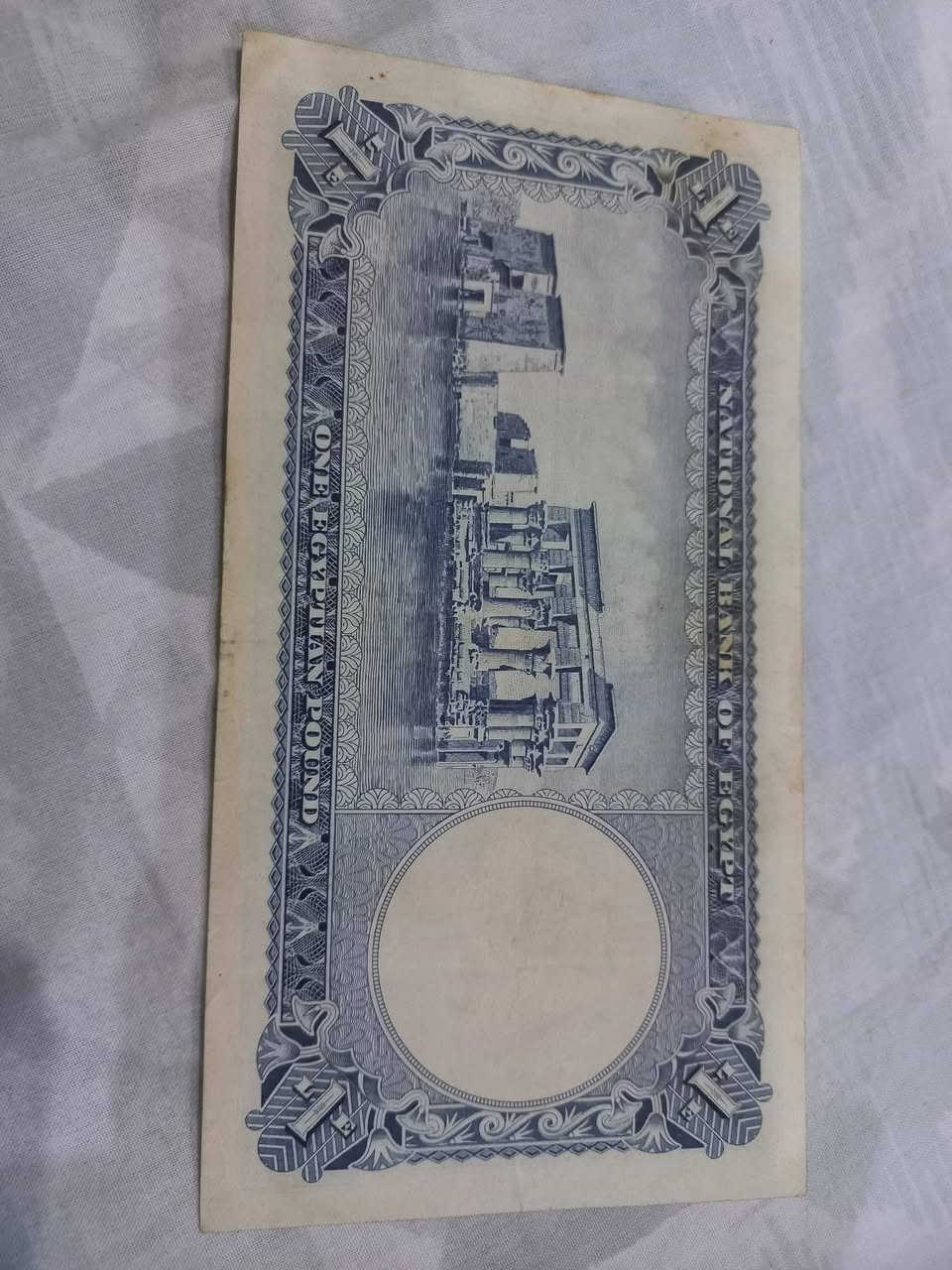 ٢٥ الف دينار
جنيه مصري 
١٩٦٠
حالة عالية جدا خامة قوية
البنك الاهلي المصري 
١٩٦٠


**إذا كنت صاحب هذا الإعلان وتريد حذفه لأي سبب، رجاءا أرسل رسالة إلى الدعم الفني**