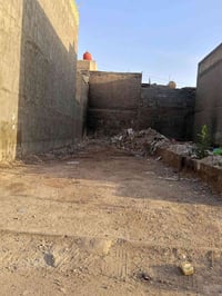 قطعه ارض للبيع 100 متر مربع اول للتواصل 07700744300 واتساب