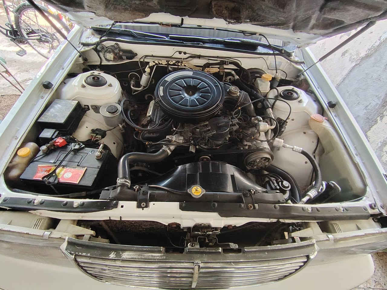 السلام عليكم نسان سدرك سياره جديده وبسمي سنويه جديده ٣١ سياره كله على وضع شركه  موديل ٢٠٠١  سعر ٦٨ مكان سياره بغداد ما متواجد على فيس هاتف ***********
