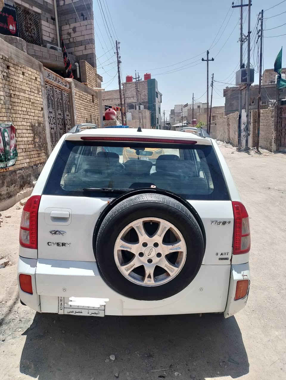 السلام عليكم
تيكو موديل ٢٠١٣ رقم بصرة الماني سنوية لغاية سنة ٢٠٢٨ رقم بصرة راعيها بالبصرة تبريد شغال كير كهربائي مكينة بلادية  حدادية نص عمر السيارة يرادلها فقط لكاط خياسات وترتيبات بسيطة كهربائياتها شغالة بالكامل 
ملاحظة فقط المشط ينضح دهن السعر ٣٥ وبي مجال 
للتواصل *********** واتساب فقط
