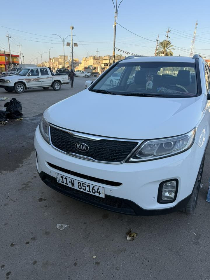 السلام عليكم للبيع سياره سورنتو2015
سياره مكفوله كفاله عامه 
فول واحد على واحد 
رقم بغداد  تحويل مباشر 
كير ومحرك كفاله 
تخم تاير جديد 
الاتصال على الرقم 
***********
مكلف بالنشر
