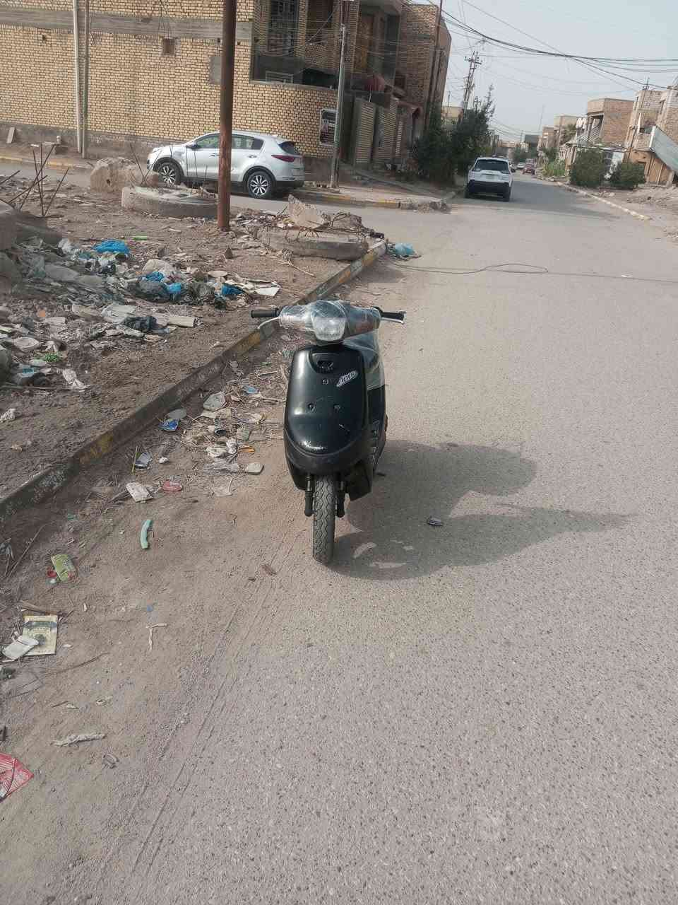 سلام عليكم دراجه بترا للبيع كله شغاله كهربائيات شغاله سلف شغال نقص بس باتري السعر 225 وبيه مجال قليل مكاني ناصريه سومر وهذا رقمي ***********
