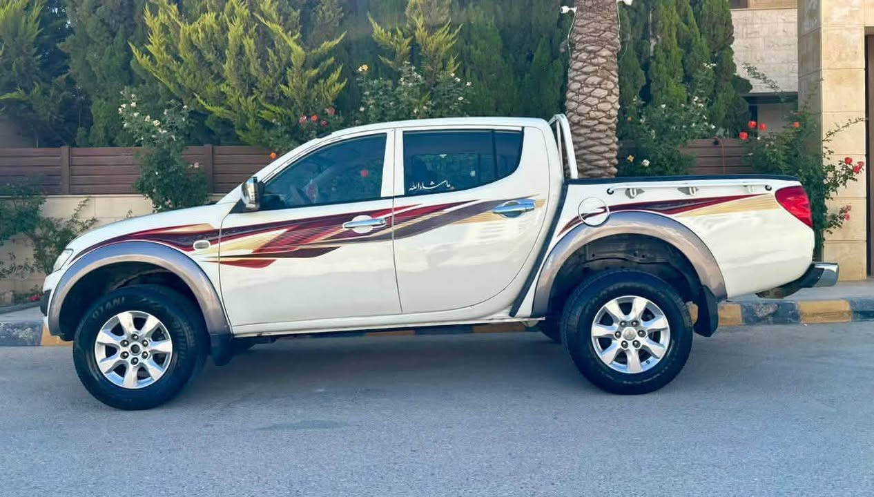 ميتسوبيشي L200 
للاستفسار 0791447679
موديل 2015
فحص كامل 7 جيد 
دهان الشركة وخط الشركة
كوشوك جديد 
ترخيص سنه كامله
دواخل الشركة ولا خدش 
ماتور 2500 تيربو ع الفحص 60%
البكب بحالة الوكاله 
الله يبارك ل صاحب النصيب 
للأستفسار : 0791447679


**إذا كنت صاحب هذا الإعلان وتريد حذفه لأي سبب، رجاءا أرسل رسالة إلى الدعم الفني**
