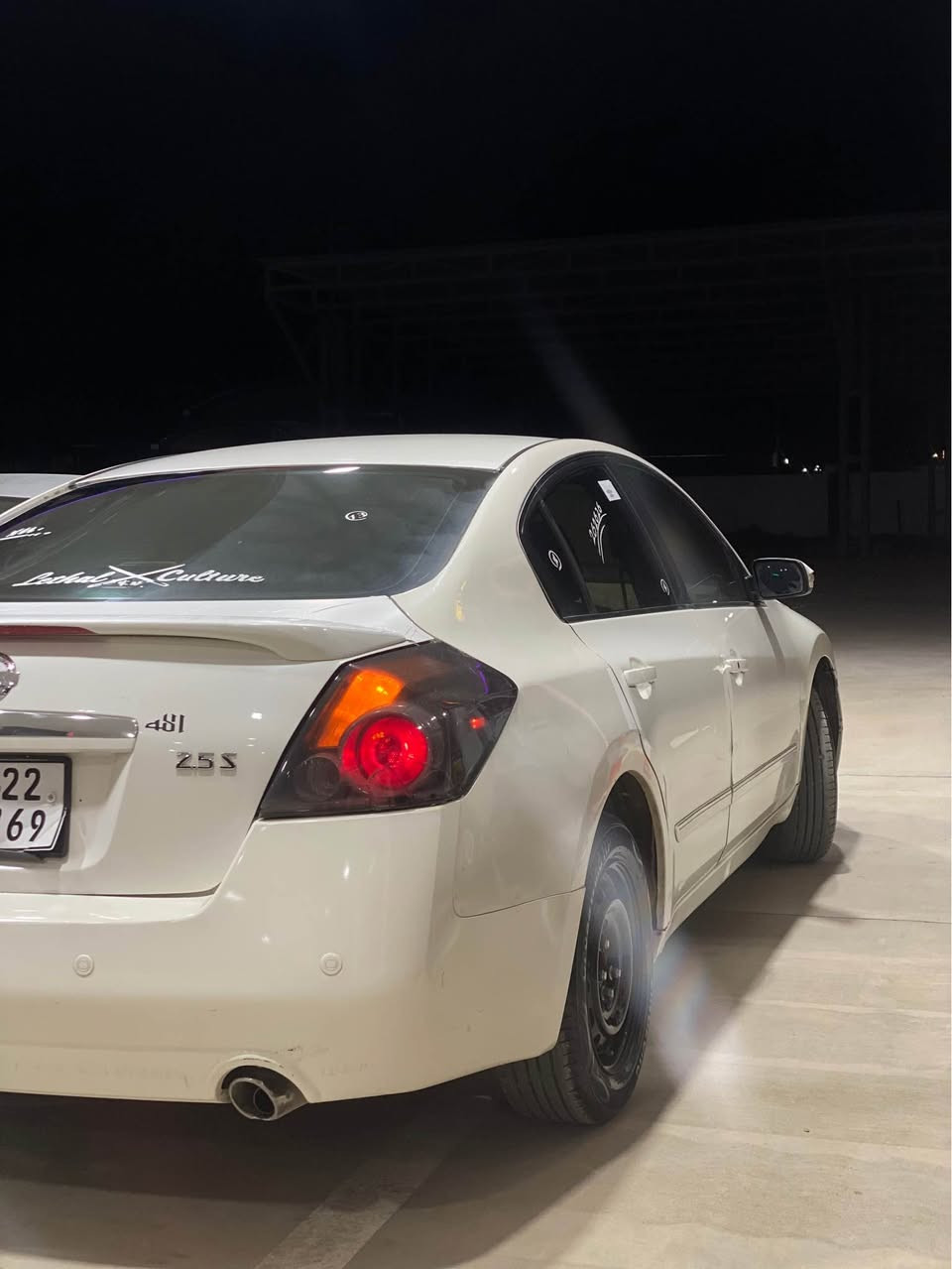 بەناوی خوای گەورە نیسان ئاڵتیما مۆدێل 2009🇯🇵
بڕاوەی دووبەی بێ ڕەقەم
مواسەفاتی S سعودی ناو زەرد 📦🤍
بەسمە 
ئاوێنە ئیشارەت ئاوێنە کارەبا 
چوار جام کارەبا 
سوکان ڤۆلیۆم 
گێڕ ئۆتۆماتیک 
تەبرید دوو زۆن لایە سارد و لایە گەرم 
گێڕ و مەکینە بەشەرت دینار مەسرووفی تیابوو پارەی مەسرووفت ئەدەمەوە 👌🏻
سەقفی وەک شووشەیە و بۆیاغی نییە ⚜️
دەعم و لێدراو هیچی پێوە نییە 
دو بڕاوە و کەڤەر و ڕەنگ گۆڕاوی بەشەرت 

***********
ناونیشان :چوارقووڕنە رانية, السليمانية
