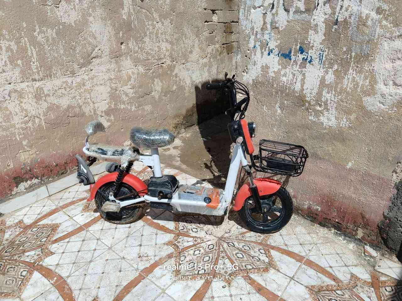 دراجه شحن لبيع استخدام شهر
سعر، 300وبيه مجال مكاني الغراف خفاجه ***********
