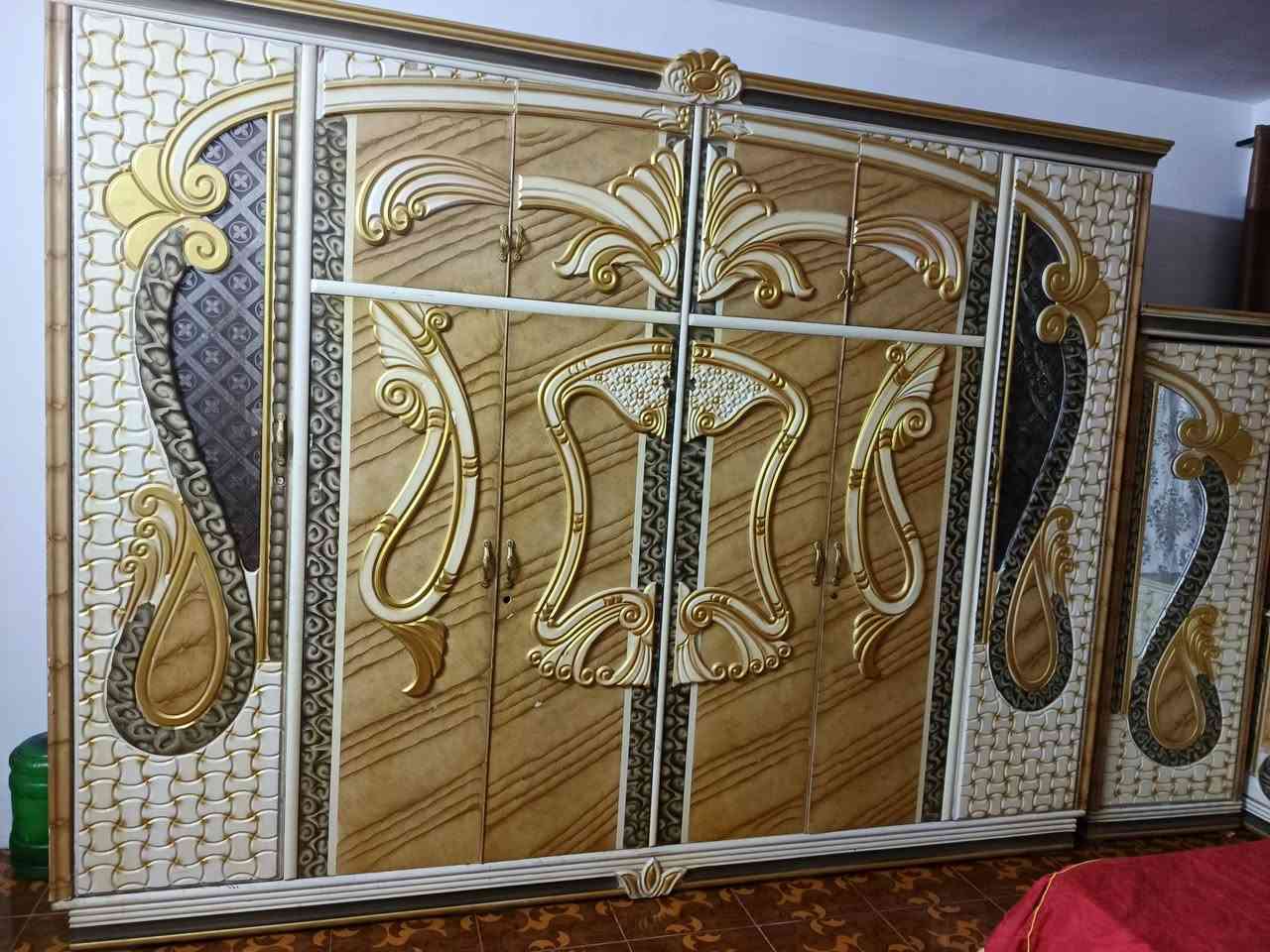 سلام عليكم غرفه لبيع صاج عراقي سعر 450 بي مجال شي قليل مكان بغداد العبيدي حي الرئاسه رقم ***********
