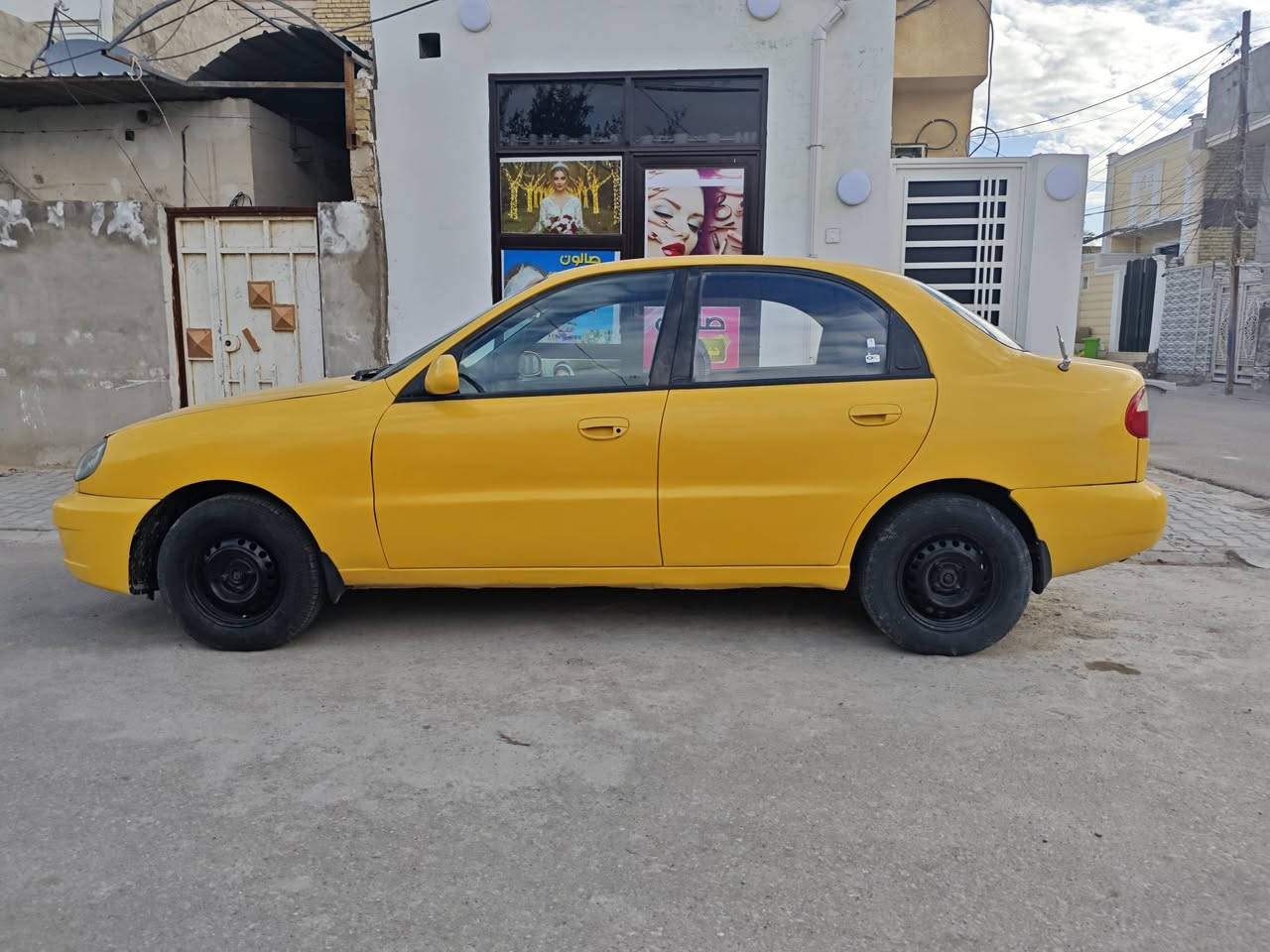 دايو لانوس موديل 99 مكينه مفتوح كير عادي لون اصفر خصوصي رقم نجف مكانهة نجف تخم تاير دواخلهة نضيفه كشرهة نضيف سعرهة ب29 وبيهة مجال ***********
