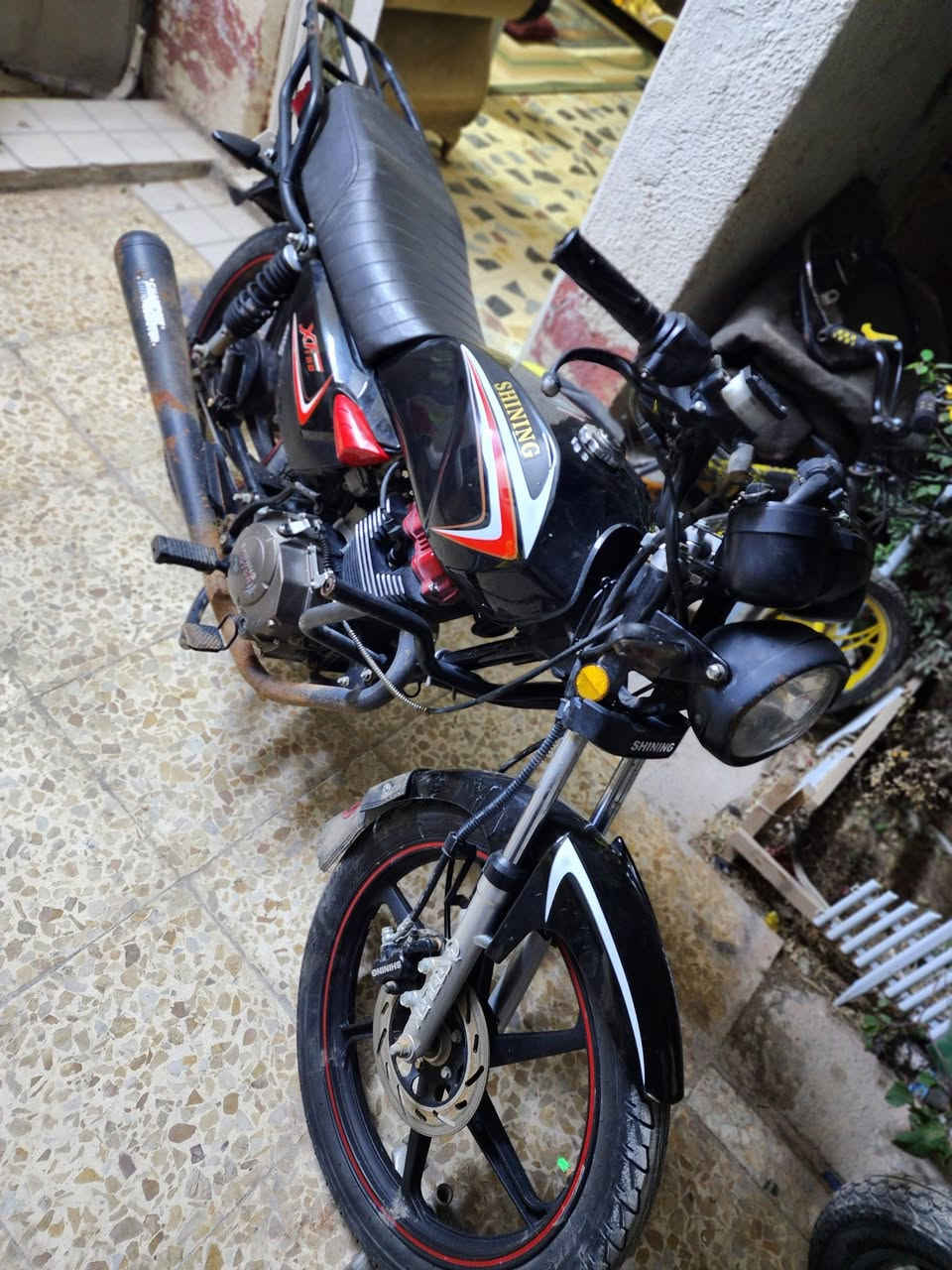 السلام عليكم شباب
دراجه شاينك موديل 25 مكفوله مكينه خرسه كهربائيات كلها شغاله الدراجه اوراقها ضاعن ابيعها من بيتي اكفلها سرقه وعشائريآ بيها نقوصات ستاند تعليك صفاحيات نقص وحده جهة الباتري  واقيه مال زنجيل وقمجي كيلو متر هذني يوكعن من سعرها 
مكاني بغداد سبع قصور سعرها 700 وبيها مجال 
للتواصل هذا رقمي   ***********
