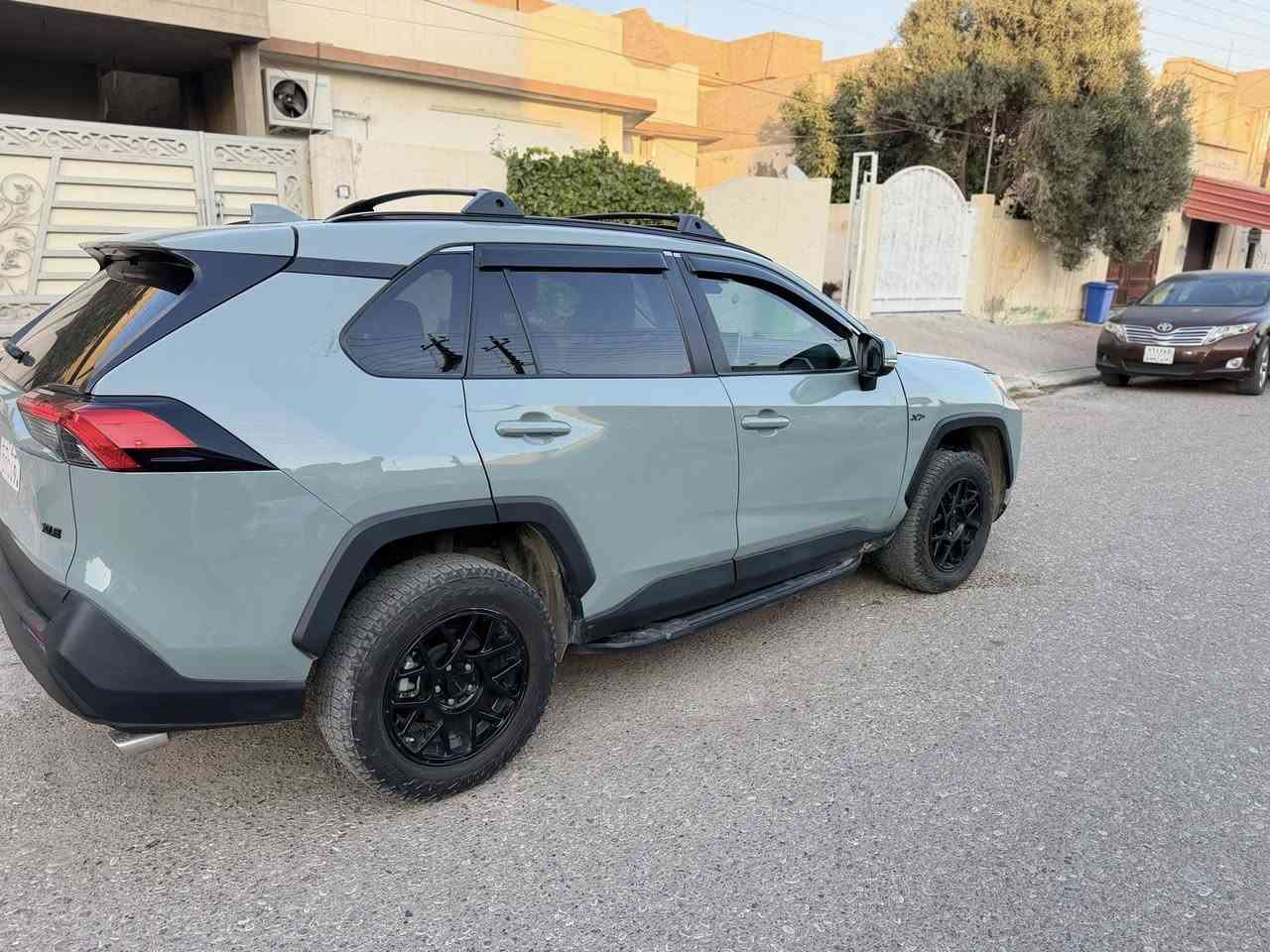 راف فور 2023 ماشية 24 الف موصفات فول XLE موصفات خاصة Xسيريه فتحة كشنات جلد ويل كروم عنكبوتي مميز جنطة كهرباء بصمة تشغيل بصمة رادار حجر صالصنا بلادي إشارة بالمري نقطه عمياء
سيارة بيه باب سكن وجاملغ سكن صبغ وشبر من دوسه صبغ فقط باقي كله مكفوله ارباك استيرن طاك مسستم بلادي  تترقم شمالي فقط 
مكانه كركوك حي عسكري سعره 230 بيه مجال 
***********
