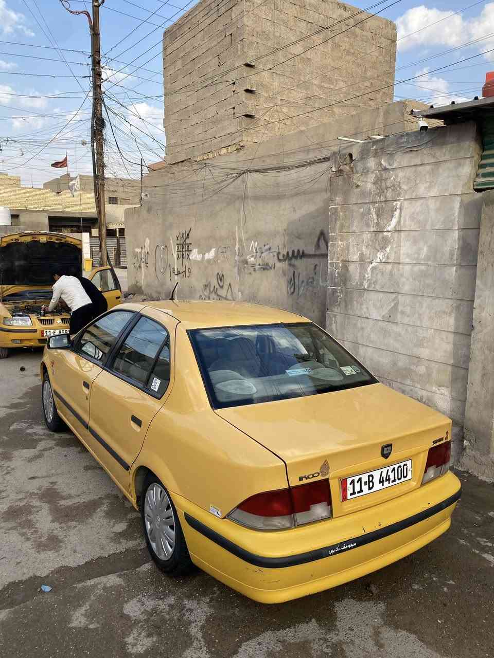 السلام عليكم.. سمند للبيع 2011 سيارة كفالة عامة من الضربة والصبغ والتبديل رقم جديد وسنوية جديدة السيارة بـ أسمي تحويل ثاني يوم سيارة جديدة بمعنى الكلمة تبريد ثلج تخم تاير وحدادية 80/‎%‎ محرك فرنسي جديد لوك أدامة عامة فيت بم + نوزلات + بلكات + وايرات بلك وجميع الحساسات مبدلها يعني ربع ماتذب عليها مكانها بغداد //السعر 43$ وبيها مجال بسيط للاستفسار // ***********
