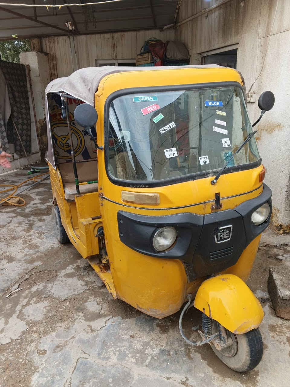 تكتك البيع 2500مديل 17اوراق صولي 
مكلف بنش لاتريدتصل اوديك علا صحبهة***********
