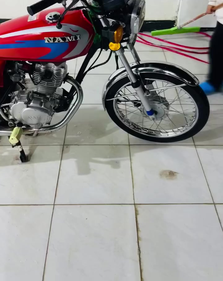 دراجه البيع 23 شلامجه  كلك كلك سعر 650وبه مجال ***********
