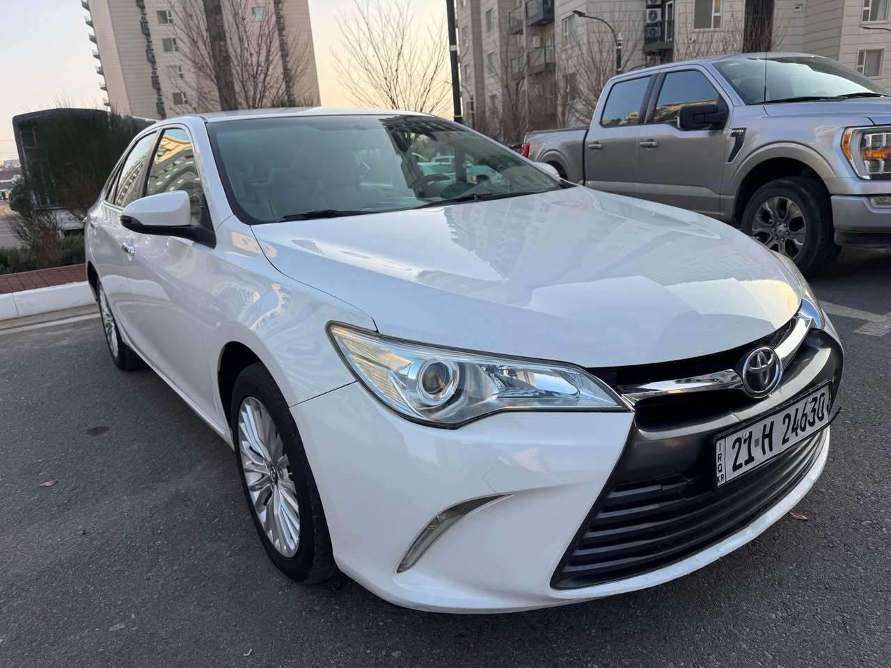 بە ناوی خوای گەورە 
تویۆتا کامری 2016 GL سپی بەفری
دەعامی بۆ دەعامی بێ بۆیاخ
ناو زەرد گێڕ ئۆتۆماتیک سوکان ڤۆلیۆم  و حاسە ئاوێنە ئیشارەت دەسک نیکل تەبریدی مەرکەزی بلاجیکتۆر پێنج ویل کەپ ئیکۆ سەنەوی تازەیە ڕەقەمی باریکە تا وەکو 2029 تازەیە تەقە و ڕەقەی نییە گێڕ و مەکینە بە شەرت بێ عەیب بێ کرانەوە  

شوێن سلێمانی 

*********** السليمانية, العراق
