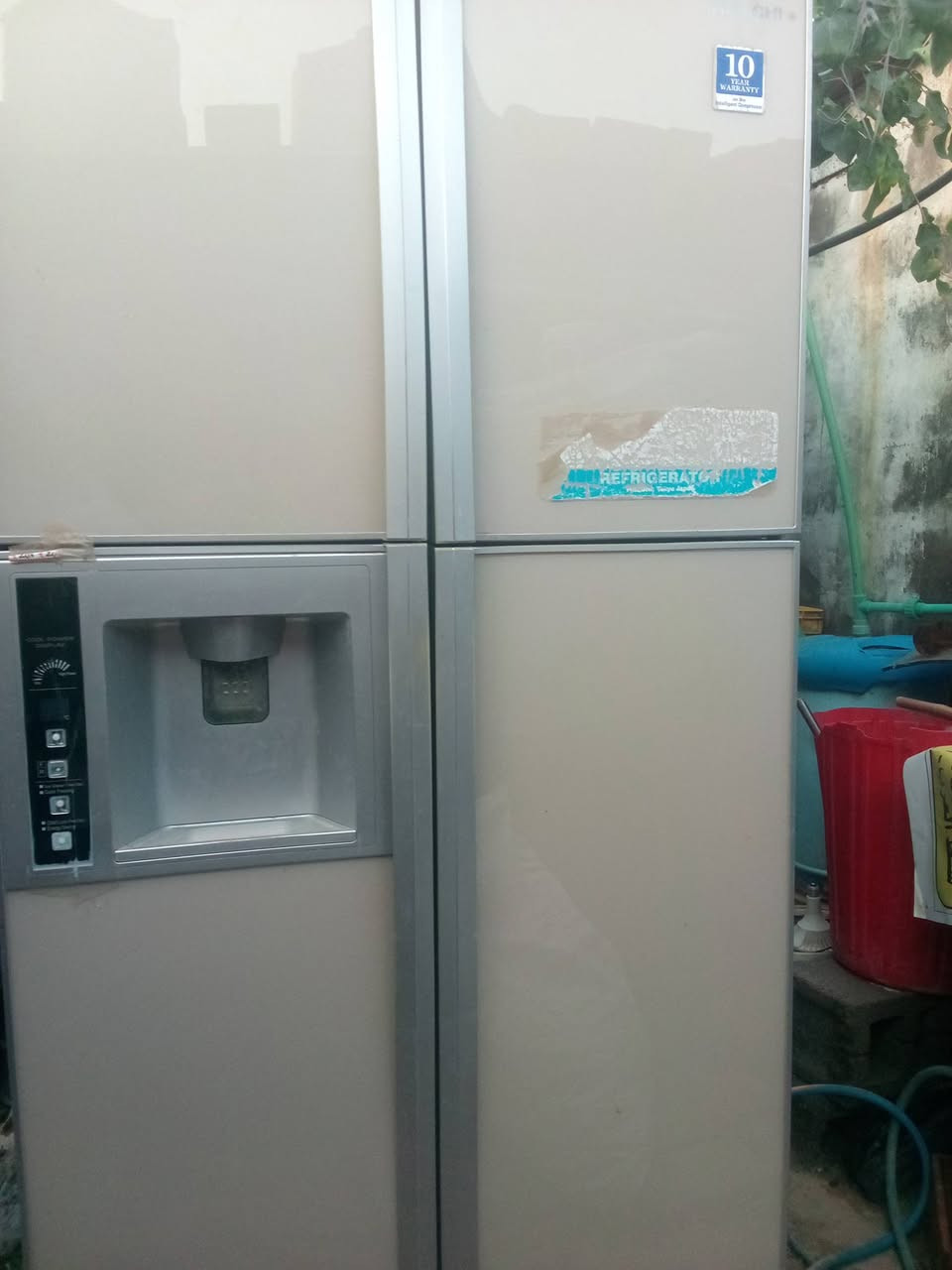 ثلاجه نضيفه مستعمله المطور شغال بس الخريطه عطلانه الطول 180 ولعرض 87 السعر 200


**إذا كنت صاحب هذا الإعلان وتريد حذفه لأي سبب، رجاءا أرسل رسالة إلى الدعم الفني**