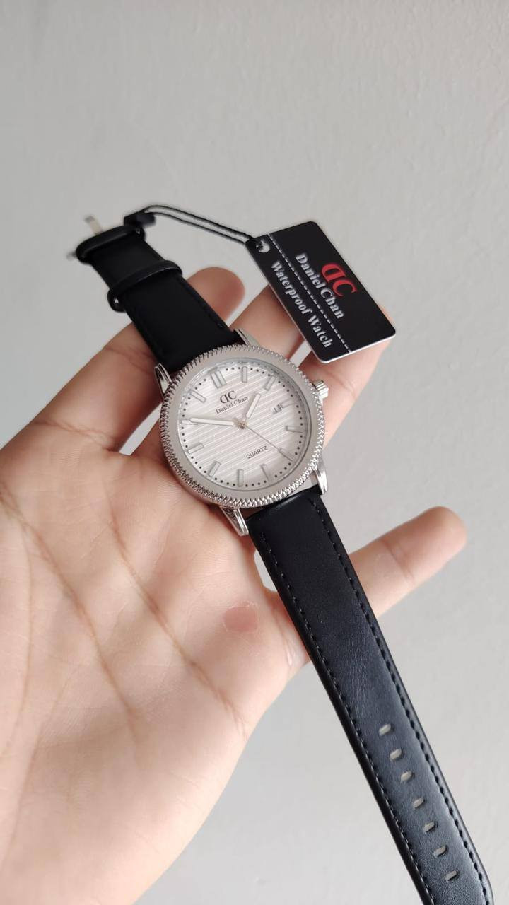 عرض العيد ساعات درجه أولى امزون جديد القطعه ب 12 الف فقط وتدللون علينه

٥قطع التوصيل مجاني 
٦قطع فما فوق التوصيل مجاني +خصم١٠ %


**إذا كنت صاحب هذا الإعلان وتريد حذفه لأي سبب، رجاءا أرسل رسالة إلى الدعم الفني**