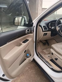 جيب لاريدو لمتد 2017 أمريكي، مواصفات ليمتد فول بدون صبغ بدون ضربه، ماش...