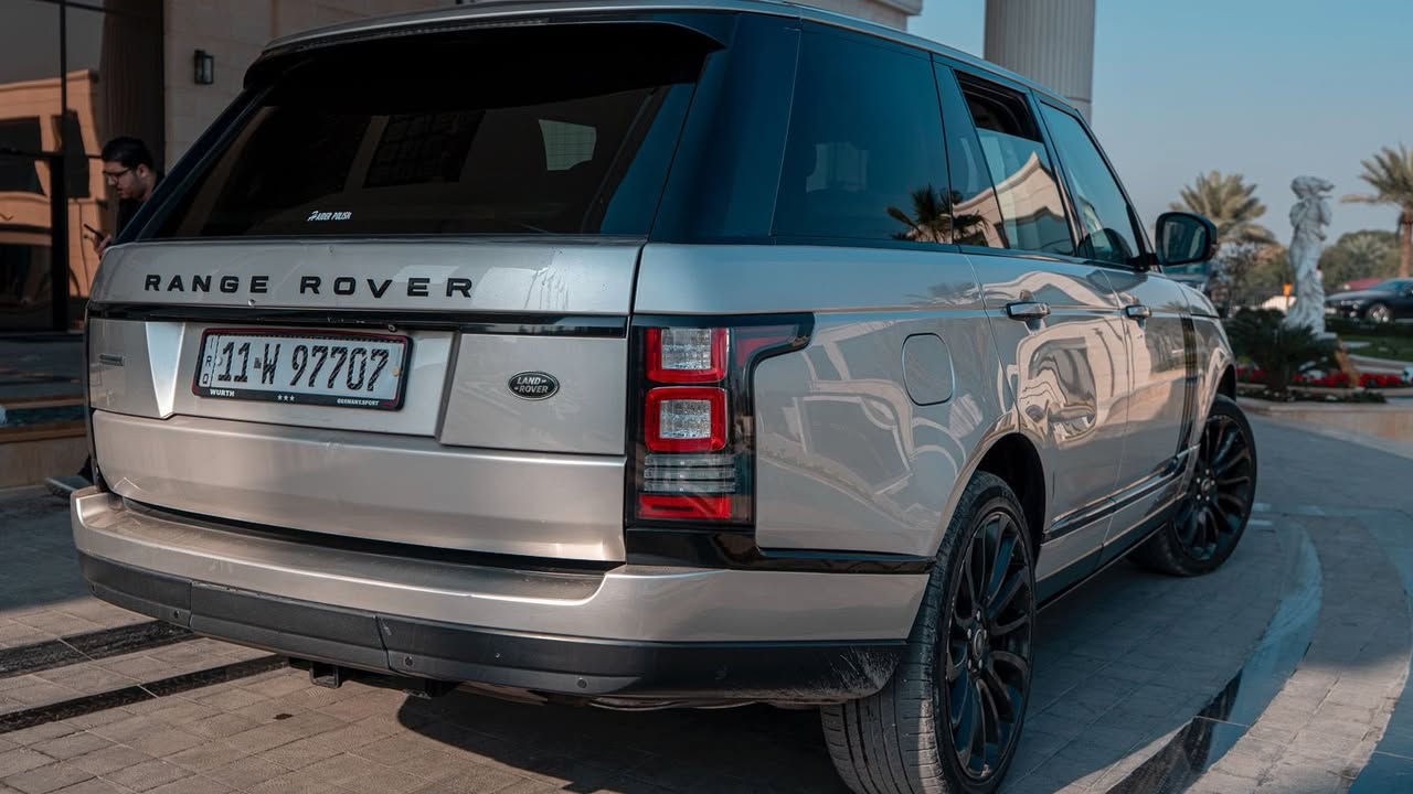 رانج روفر فوك VIP فول فول مواصفات (( اوتو بيكرفك ))
محرك V8 المرغوب بدون سوبر
لون مميز شباني
للبيع او المراوس حسب القناعه
فول مواصفات اوتو بيكرفك
دوسات كهرباء
جكات 3 وضعيات
رادار جانبي بل مرايات
بانوراما كنتاره قماره شامواه
الكيجات الكتورنيه
كامرات 360 درجه عدد 5
بصمات ابواب وتشغيل
جميع الابواب شفط
كشنات كهرباء
شاشات عدد 3
نضام صوت ميرديان (خرافي) 29 سماعه مساج تدفأه + تبريد امامي خلفي
ثلاجه
استيرن كهرباء + تدفأه
نقطه عمياء رادار حساسات امامي خلفي جانبي
صندوك كهراء ابواب
ترحيب اناره+ مرايات شفط + خزن
5 وضعيات قياده لضروف الطرق
نضام (GPS) فول اوبشن خارطه العراق مفعله
المواصفات كثيرة جداً ميحتاج اكتب الباقيات معروفه مواصفات الرانج الاوتو بيكرفك

السعر  28000$ التصال ***********
