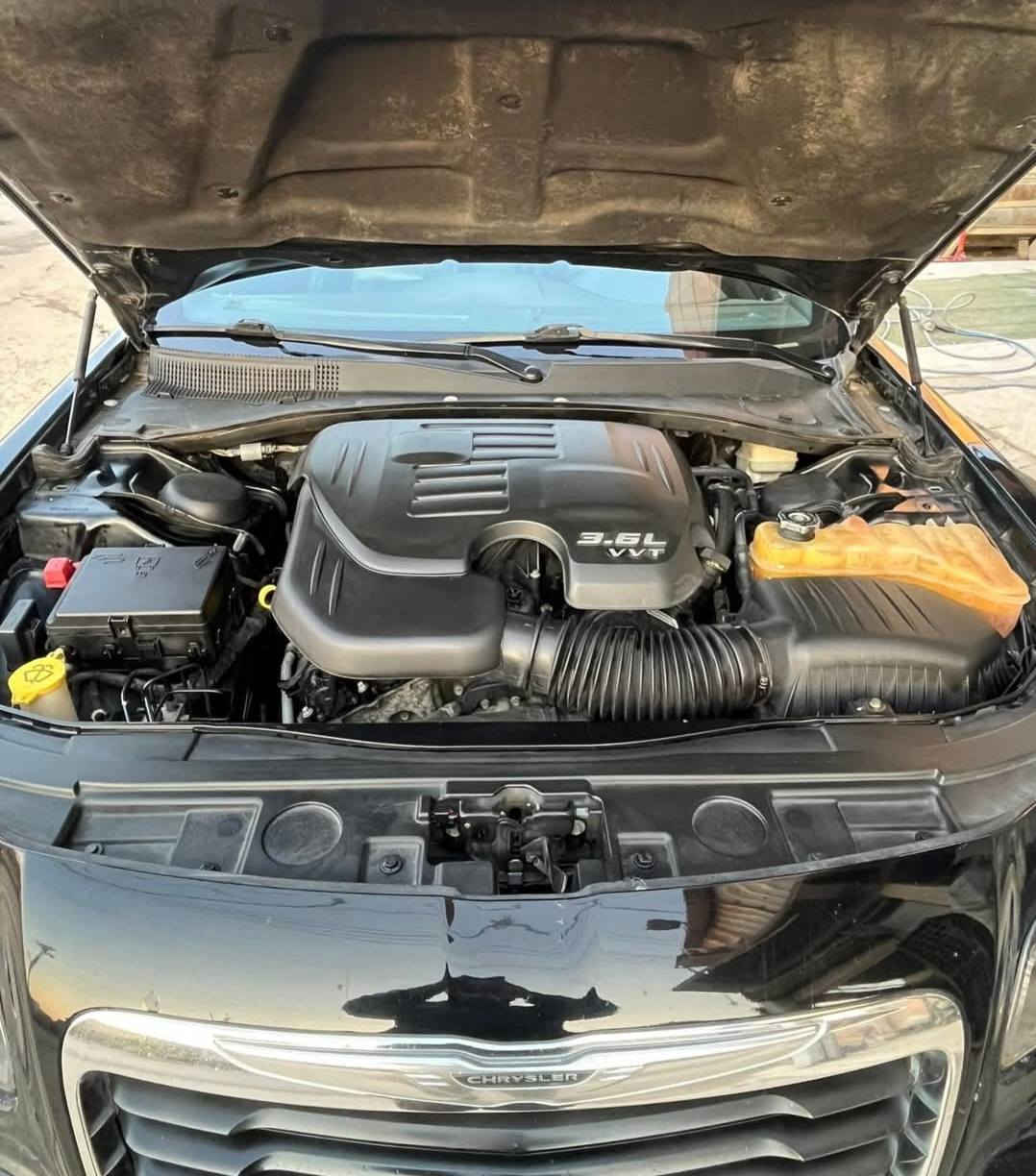 اوباما ادوات ادوات للبيع 2014
السياره جديده 
كير مكفول 
محرك كفاله 
كصه جنطه
فتحه بانوراما
فئة s
متومه 
تبريد ثلج 
تخم تاير 
العنوان البصره 
الاتصال و الواتساب 
على  الرقم 
***********
السعر ٧٢ بيه مجال
