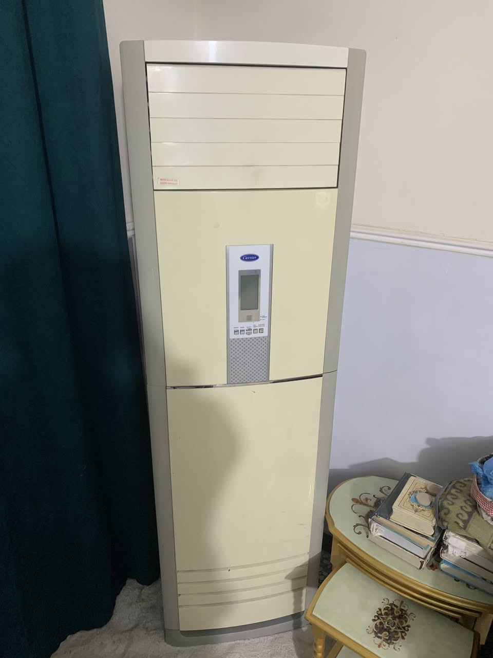 السلام عليكم سبلت كنتوري للبيع شغال كلشي مابي سعره ٥٥٠ وبي مجال التواصل معَ رقم ***********
