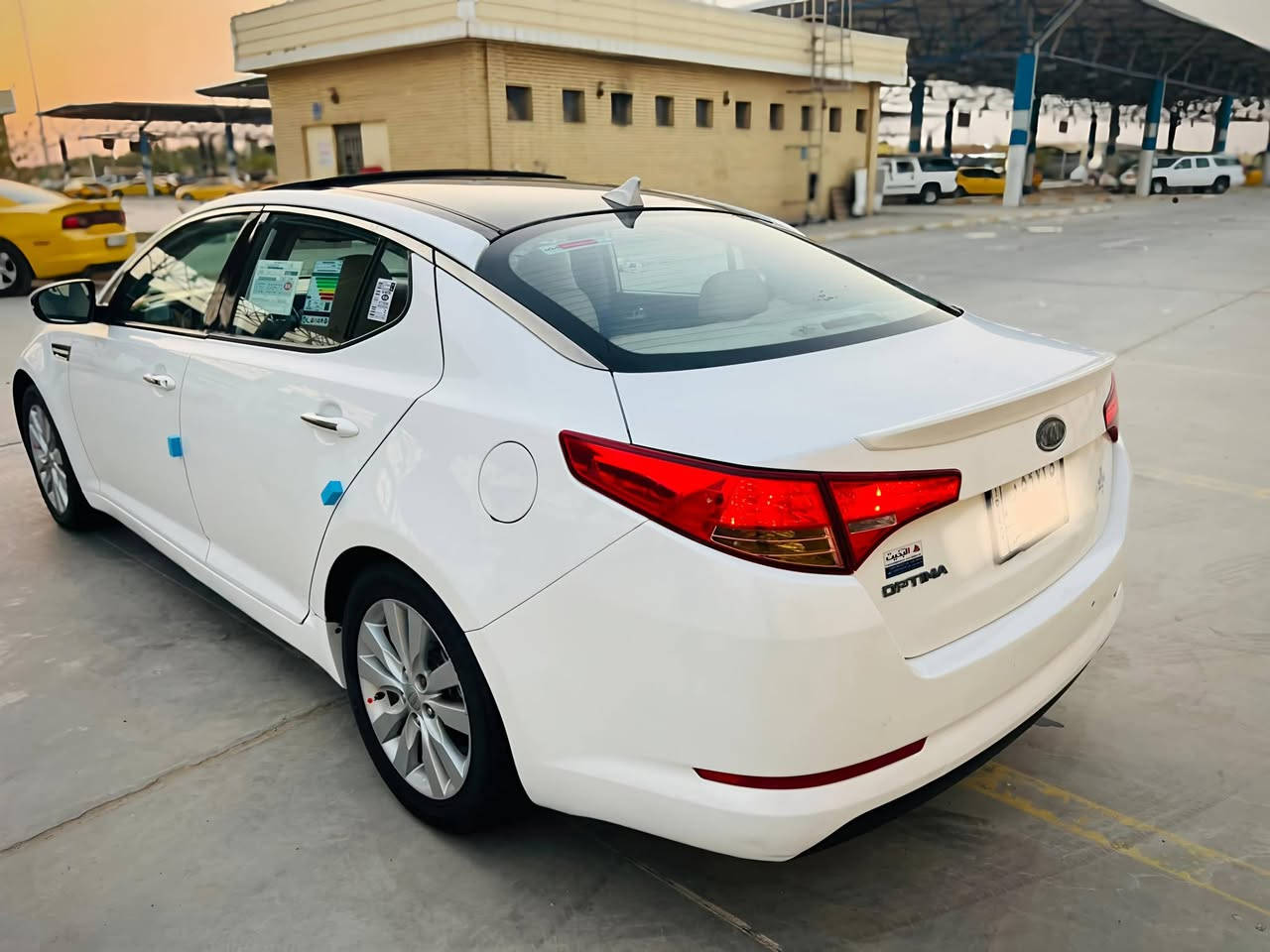 كيا اوبتما خليجي مكينه 2400 دوش رقم بصره نكليزي بسمي سنويه 30
كير مكينه تبريد تدفئه شرط
السياره بنيرامه بصمه حساس خلفي اشاير بالمري
ماشيه 118 الف كيلو
بيها قطعتين صبغ باب السايق والباب الخلفي اليمين
بدون دواخل +جاملغ مفتوح 
السعر 130 وبيها مجال
مكاني ناصريه سوق الشيوخ واتساب ***********
