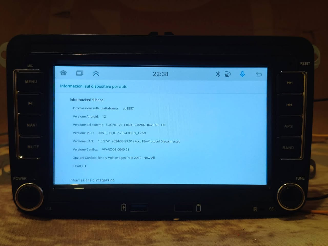 الشاشة مخصصة لسيارات فولكس فاجن  او جيتا التالية (بحجم 7 إنچ):
الذاكره128
الرام6
ادرويد12
باقي التفاصيل بالصور او الفديو كما موضح لكم

سعر75 وبي مجال قليل
يتوفر توصيل لكل المحافظات

للحجز ***********
