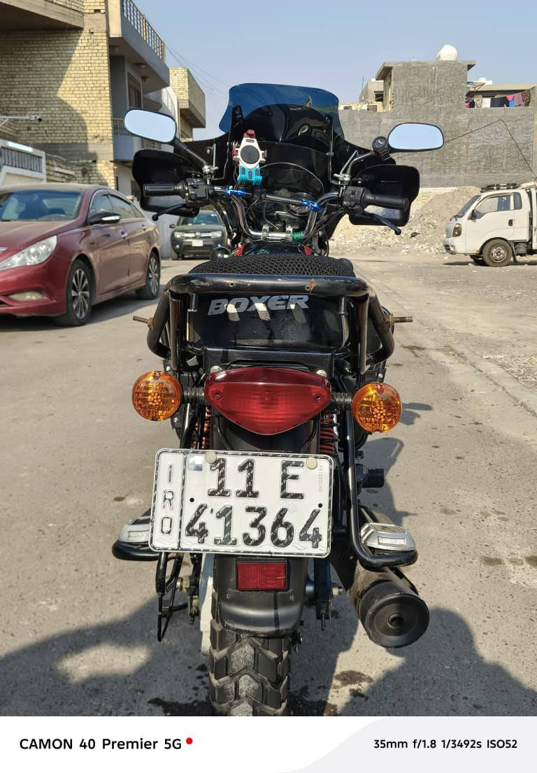 السلام عليكم دراجه بوكسرللبيع موديل 22 جبلي لوحات ثنين تحويل ثاني يوم دراجه كامله خير من الله برغي نقص مابيه وياه واقيات ثنين ودرع ابو جيوب اشاير لد لايت زنون كامله مكمله السعر 2100  مكاني بغداد للتواصل ***********
