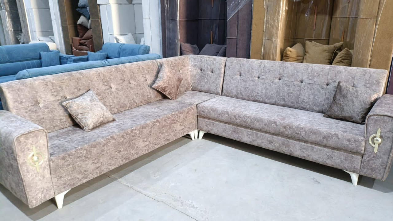 البيع بالنقد بأسعار الجملة..🥰🔥.

أقساط مريحه  شهريه  بدون حجز الماستر كارد..🔥.

مستمسكات مصوره فقططط.
موضف +متقاعد +منتسب.

مستعدين لعمل جميع قياسات الديوان بالأمتار.

موديل 10 مقعد 

#السعر ❣️❣️٣٥٠ ألف ❣️❣️ نقدآآآ 

#القسط_الشهري ❣️❣️٣٠ ألف ❣️❣️

#الموصفات ؛-
✅ الخشب جام روسي ثقيل 💯
✅ القماش شاوموا  أو كتان 💯
✅ السفنج مضغوط المميز  💯
✅ مع وصل ضمان حقيقي موقعي 💯
✅ مع ارجل عاج 💯
✅️ مع 3 كوشات.

ملاحظة ❗️:- الشغل اصلي ١٠٠٪؜ وشرط فحص الزبون اذا مو نفس الموصفات المذكورة يرجع

متوفر آيضا انواع اخرئ داخل المجمع من الديوان والتخم..

🚕🚕🚕🚕🚕🚕🚕🚕🚕🚕🚕

توصيل لكافه مناطق الديوانيه #مجانآ🤭 ديوانية, القادسية


**إذا كنت صاحب هذا الإعلان وتريد حذفه لأي سبب، رجاءا أرسل رسالة إلى الدعم الفني**