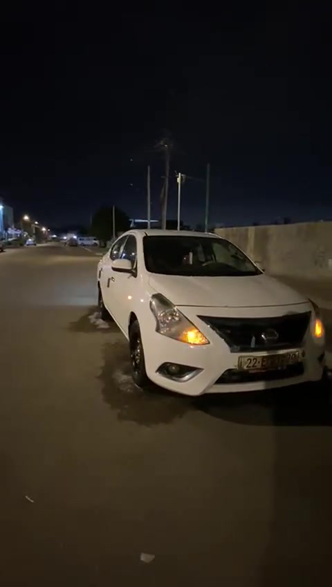 السلام عليكم نيسان سني هندي موديل 24 ماشيه ٧٧الف السياره بيها باب الصدر مبدل والجاملغ بارد عل كد شبر شرط الفحص وبيها الباب الخلفي بيها كد شبرين حار السياره نضيفه والله العظيم حشاكم اجه ابو ستوته وطكهه وهيه واكفه بل الباب وشرط بيها لايت زنون اله يعمي ولله سعرهه 118 وبيها مجال قليل جماعت ال115لحد يخابر وهاي التفاصيل مال السياره كلهه مو واحد يخابرني يكلي شنس بيها مابيها هاي التفاصيل كلهه حجيتها كدامكم وانا خادمكم الاستسفار ***********واتساب
