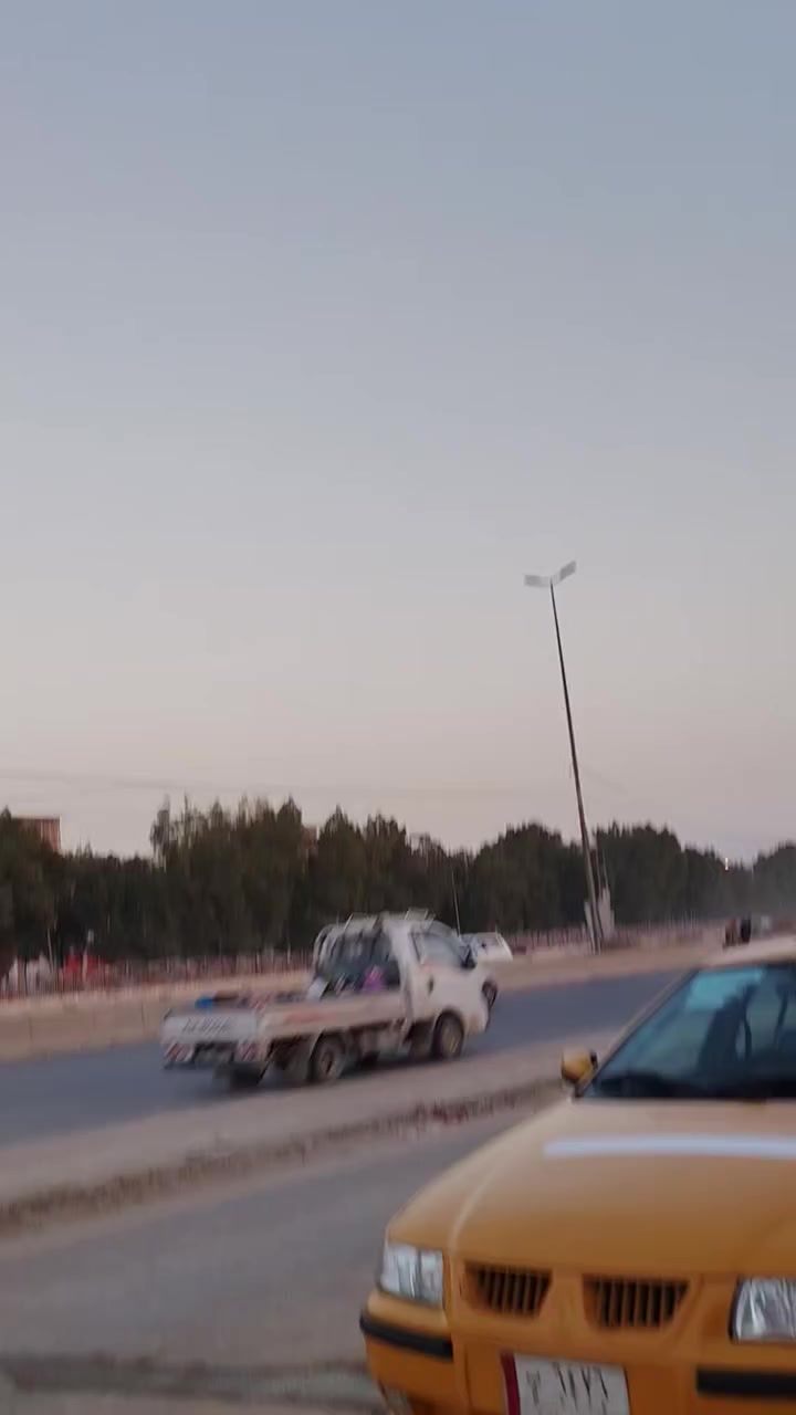 السلام عليكم سمند موديل 2011 سياره حلوه كير مكينه ناعمه بيه خياسات ومعمرات فقط بدون ضريه 
مكان حله شارع 60  ***********
