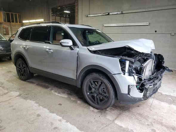 مزاد يوم  الاثنين المصادف1/12
🚘 نوع السياره: كيا تورليد 
🔹️الحادث / الضرر : كما موضح بالصور 
🔹️الموديل:2025
عداد المسافه ماشيه 15,648 ميل
6سلندر 3800
🔹️ حالة السيارة : تعمل وتسير 
🔹️ السعر : حسب المزاد 
⚠️ علما هذا نموذج بسيط من السيارات التي تعرض في المزاد يومياً 
- نوفر لكم شراء السيارات مباشرة من مزاد كوبارات و IAA الامريكي باسعار تنافسية 
التواصل واتساب أو اتصال على الارقام التاليه 
***********
***********
***********
