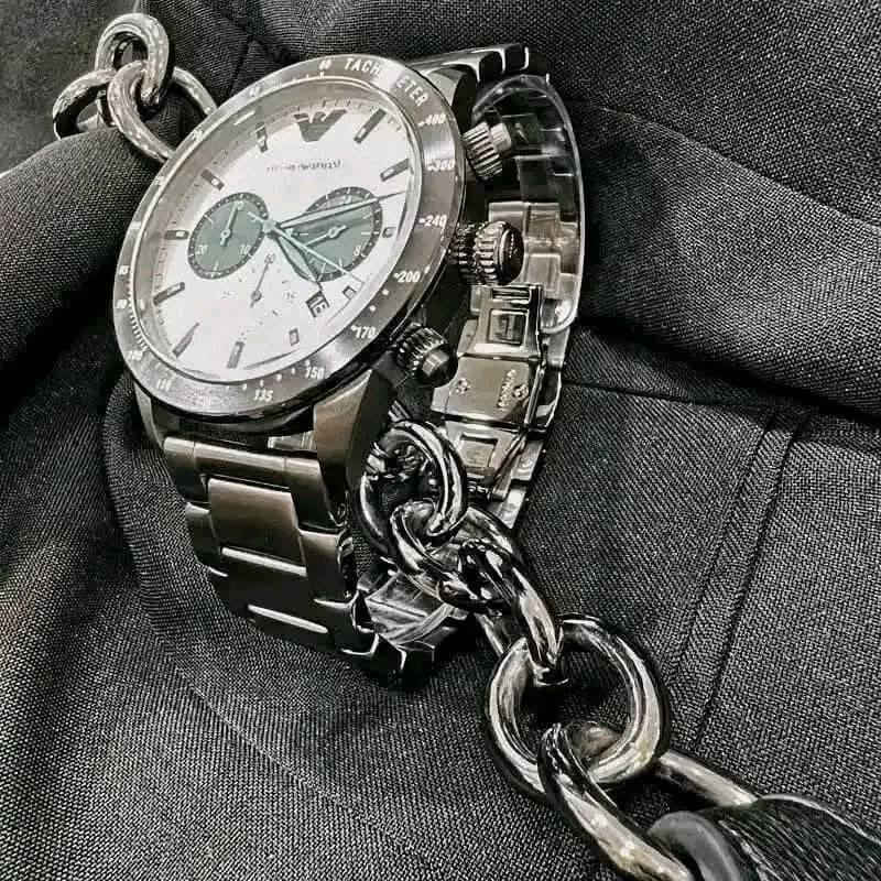 #مزاااااااااااد 

فتح باب الساعه 75$ دولار 
واقل رفعه 5$ دولار  وبالتوفيق 🤍

والسوم بالدولار 
لطفا ارسال الرقم والعنوان الكامل عالخاص حتى تكون معتمد قبل السوم 

والتوفيق للجميع
ينتهي المزاد غدا الثانيه عشرا ليلا

EMPORIO ARMANI
  

امبريو ارمني المميزه

كامله المرفقات 
الساعه ستانلس ستيل بالكامل
فولاذ مقاوم للصدأ
كرونغراف 
البدن باللون الرمادي
اميال وارقام لامنوس مضيء 
المينه مميزه 
الاميال بلون تحفه
نافذه للتاريخ
سنتر ثواني منفصل ستوب ووج
نظام 24
شهري
الزجاج معدني قوي جدا 
القطر 43mm
مقاومه للماء 100m
البوك بتر فلاي

من الساعات القويه والعمليه

كامله المرفقات 

توصيل متوفر لجميع محافظات العراق.


**إذا كنت صاحب هذا الإعلان وتريد حذفه لأي سبب، رجاءا أرسل رسالة إلى الدعم الفني**