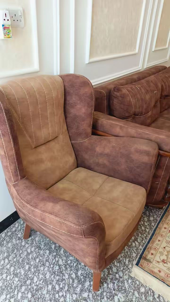 السلام عليكم تخم تركي 10مقاعد خشب زان ضد المي ويصير خزان و سرير للبيع


**إذا كنت صاحب هذا الإعلان وتريد حذفه لأي سبب، رجاءا أرسل رسالة إلى الدعم الفني**