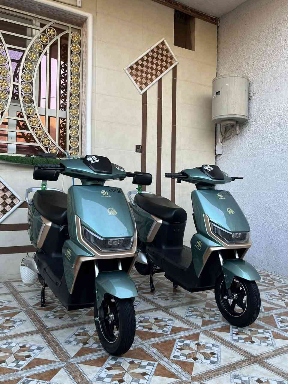 السلام عليكم
ماطور شحن للبيع 
جديد ماصار شهرين من اخذته
بصمه عدد سويجات اثنين وكرت شاشه 
6بطاريات كبار  نضام بكR
السعر575وبي مجال 
***********
