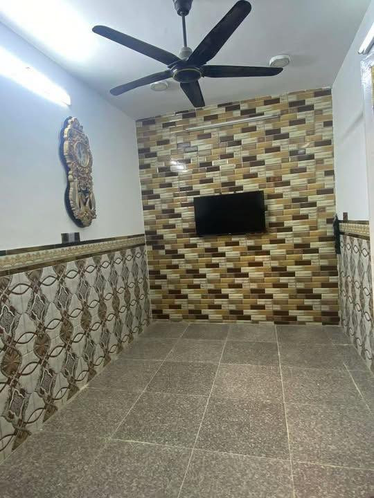 نصف قطعة للبيع قطاع ٣١مقابل جامع الحكمة ‭+964 773 950 9388‬
