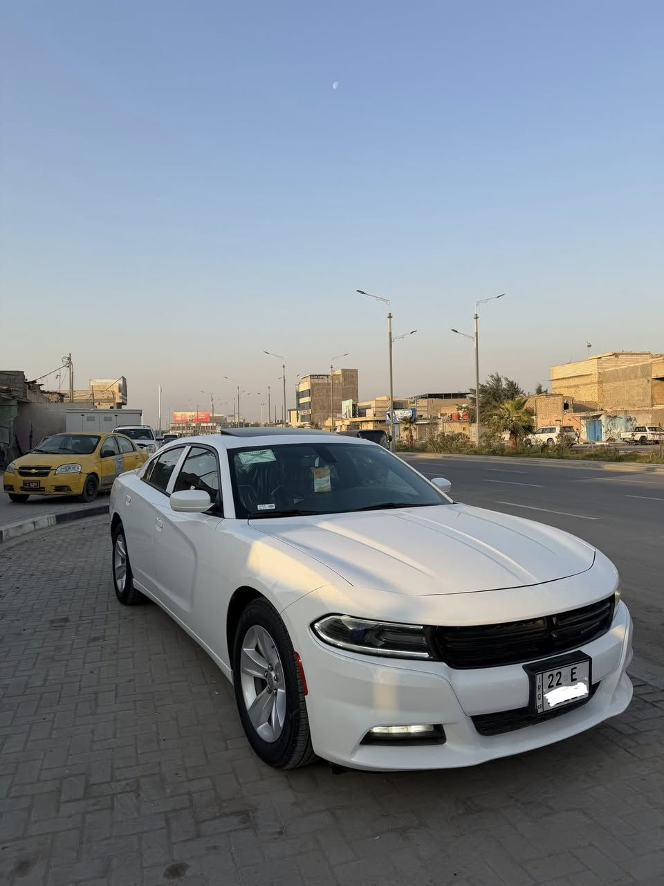 السلام عليكم دوج جارجر 2017 فول موصفات رالي السياره لون ابيض كفاله ما عده كارت بل البنيد كد اشبر فقط هذا بيه والباقي كفاله من صبغ ضربه تبديل شاصي لغود وارد كندي رقم اربيل المآني سنويه لل2030 وكاله تحويل ثاني يوم محرك كير كفاله شرط الفحص محرك3.600 تو يول السياره تخم تاير ويل اصلي ستوه شاده وحداده ستوه نافضهه كله السياره ربع متصرف عليه. مكاني البصرة السعر 243  وبيه مجال للشراي ***********
