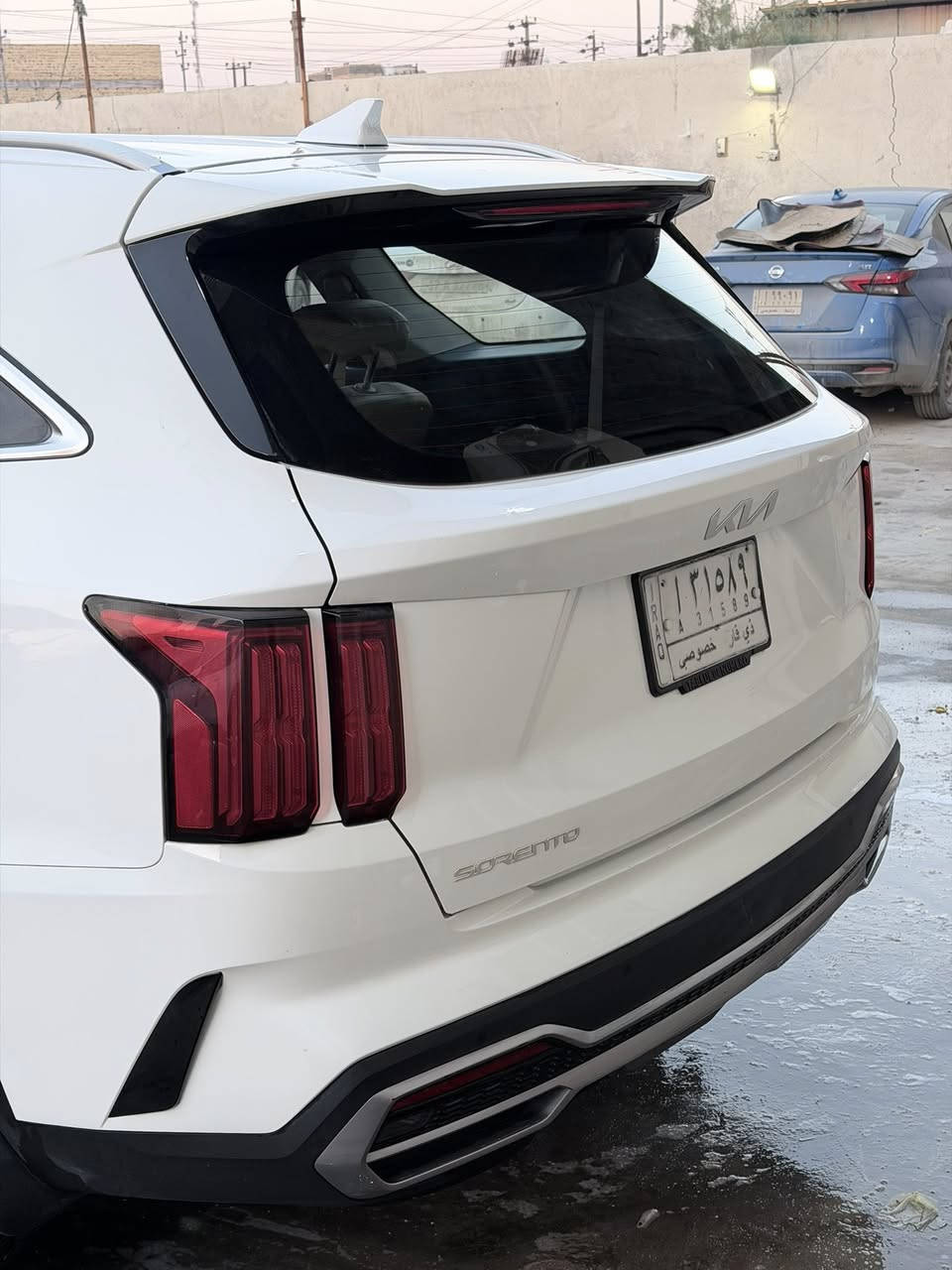 السلام عليكم 
كيا سورنتو خليجي للبيع
موديل 2023
عداد ٧٨ الف
بصمه تشغيل   تشغيل عن بعد
٦ سلندر    ٣٥٠٠ 
٧ راكب
٣ قطع تبريد
حساس أمامي خلفي بلادي

تبريد بيانو
صاج ملكي
يدات نيكل
كاميرا خلفيه
حاجب زنون نهاري ليلي
لايت ٤ عدسات عالي ناصي زنون
ويل كب كروم
اشاره بلمري مري شفط
كير موس
جنطه كهرباء
كشن السائق وصدر كهرباء
بردات خلفيه بلادي
السعر    ٣٠٠ ورقة
***********
